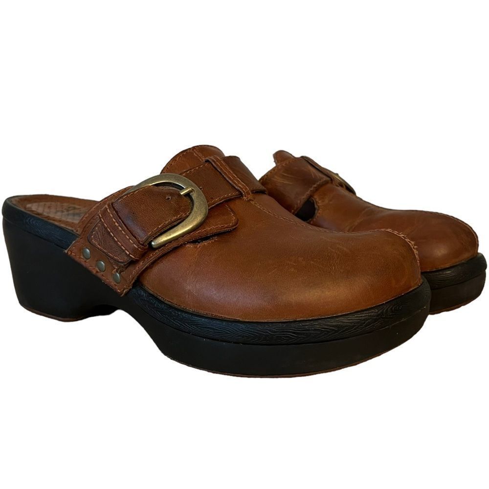 CROCS Cobbler Buckle Clogs Mules Shoes Leather Brown Size 6